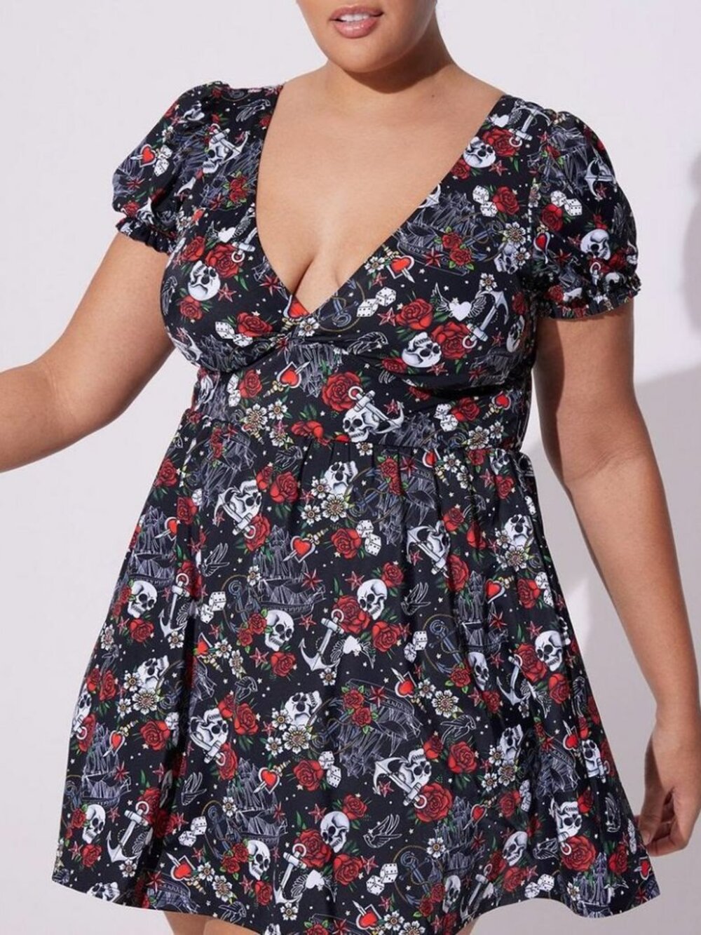 Torrid Women's Retro Wireless Long Puff Sleeve Swim Dress Skull Print Size 3